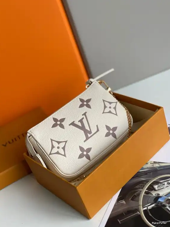 VUITTON ACCESSOIRES POCHETTE LOUIS MINI 0525